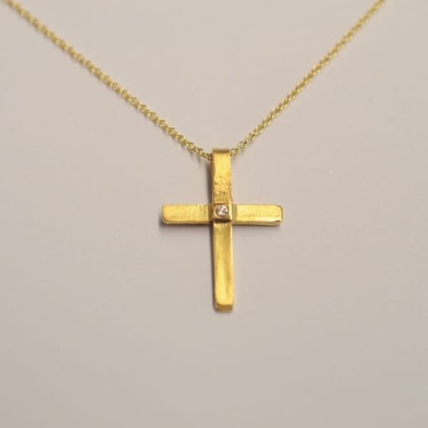 Kreuz Anhänger 900 Gelbgold mit Diamant im Brillantschliff, auch als Taufschmuck, Taufkreuz