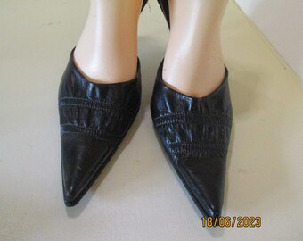 Sexy pumps, black with ankle strap, zipper, stiletto heel, 9 cm, size 40, before 2004, imitation leather