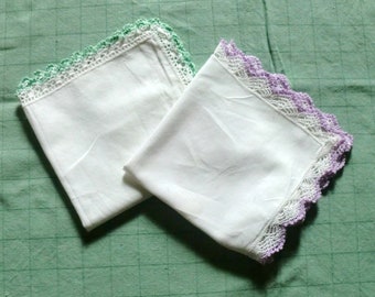 2 vintage handkerchiefs in set:, lace edge, unused