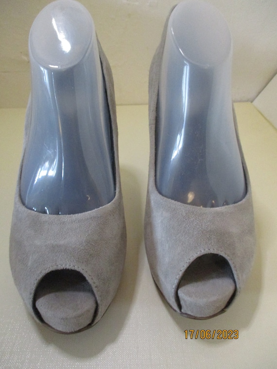Cesare Paciotti | Shoes | 95 Cesare Paciotti Light Grey Leather Heels Dress  Sandals Shoes Size Us8 Eu38 | Poshmark