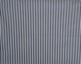 strisce di tessuto blu e bianco