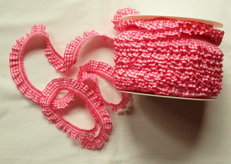 Ruffled ribbon pink-white image 2