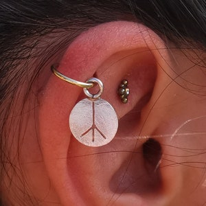 DAITH EARRING, 18K Gold Helix, Helix Piercing Hoops, Stylish And Trendy Earrings In 18kt Gold And 925 Silver - Ideal For Everyday Wear