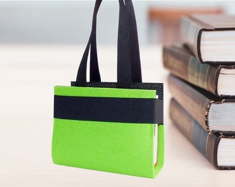 Schönfelder, bag with decorative seam, Schönfelder bag, felt, 4 mm, apple green, law bag, protective case, carrying bag, book cover