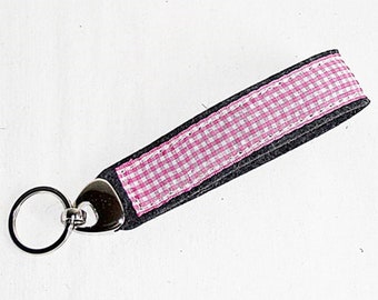 Wool felt keychain anthracite with check tape
