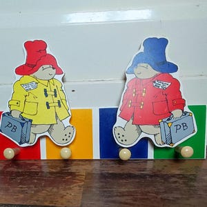 Children&#39;s Wardrobe Hook Rail Bear Vintage