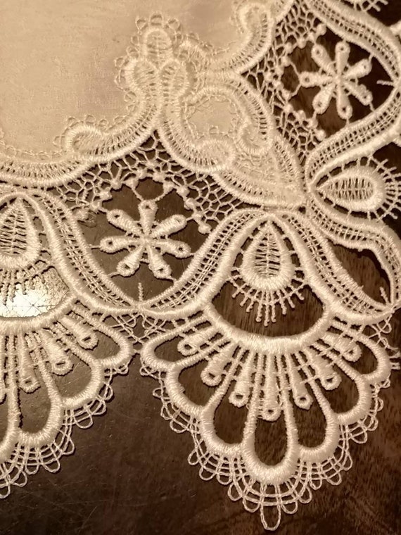 テーブルクロス スモールランナー ボビンレース - Etsy 日本