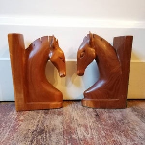 beautiful vintage bookends horses