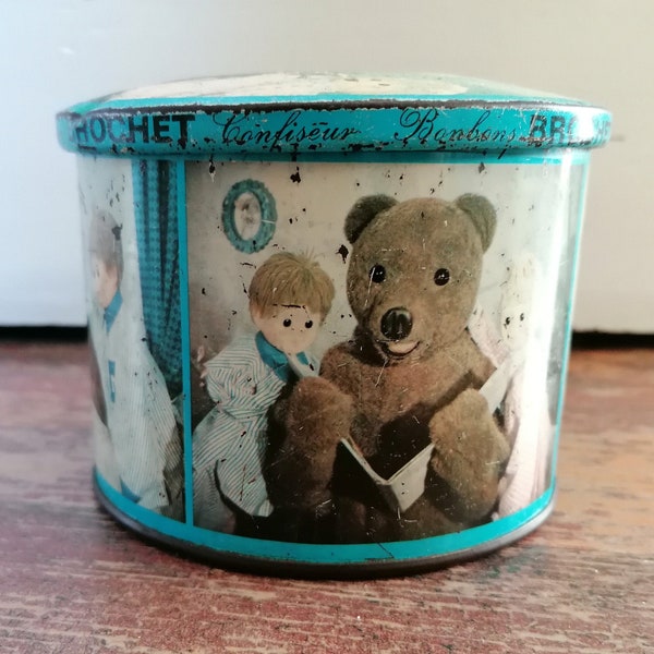 cute little tin vintage