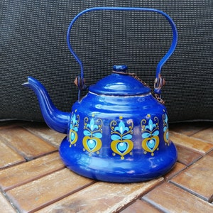 Small kettle jug 70s