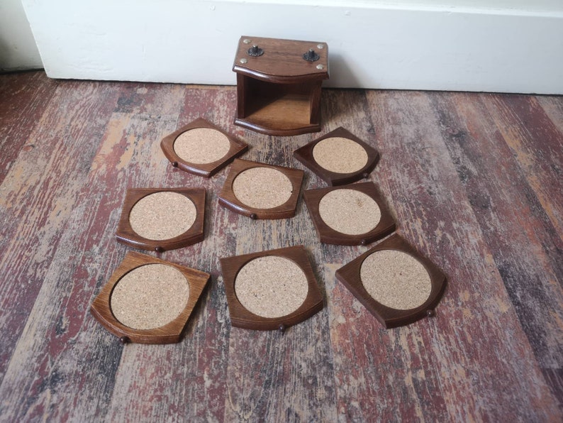 Great 8-set set coaster box