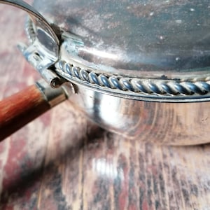 rare ashtray with style