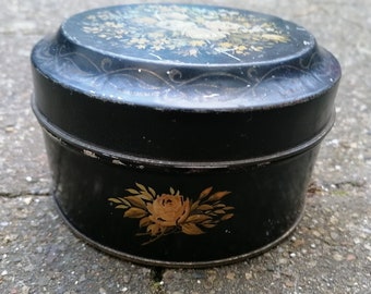 small tin can roses vintage