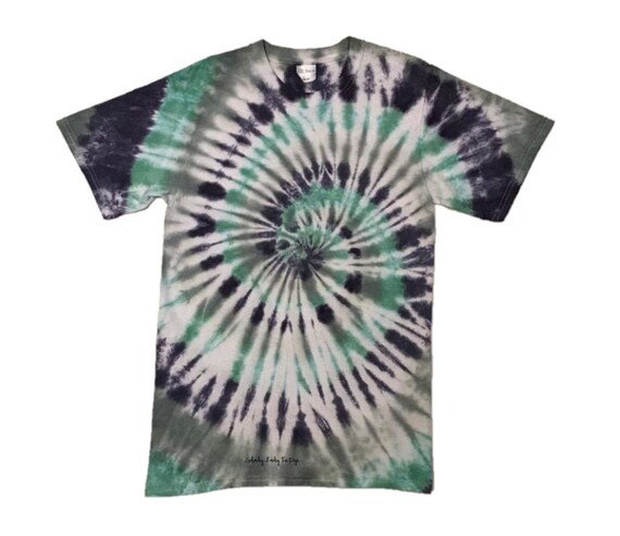 gray tie dye shirt