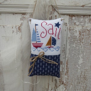 maritime deco pendant, trailer