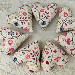 7 decorative hearts, sewn