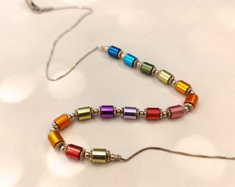 Regnbågspärlhalsband: Färgglad anodiserad aluminiumpärlakedja i 925 sterlingsilver