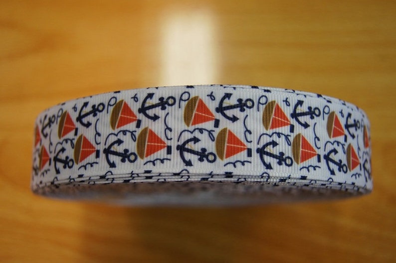 2009 ShipAnchor on white 25 mm width