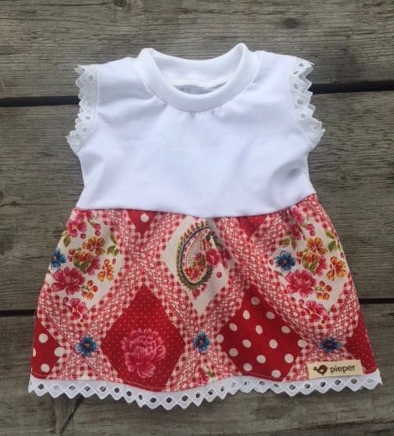 Babykleid Bild 1