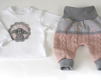 Baby set pump pants shirt pants. Baby baby bloomers top