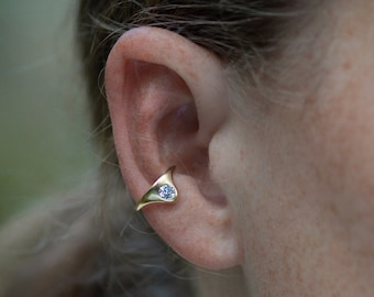 Cute Ear Cuff ELSA, recycled silver, certified gold, a sustainable gift