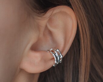 Rustic ear cuff silver