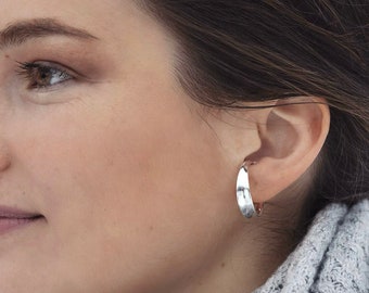 Maria Hoop - Earcuff