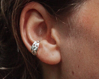 Ear cuff plata TATI | Pendientes sin piercing