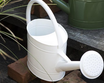 Great watering can, 5 liters with shower, white, oval, metal, country house