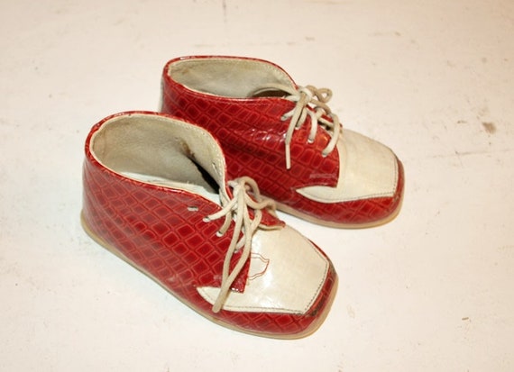 Alte Babyschuhe, Kinderschuhe Gr. 18, Vintage 50er Alte Babyschuhe, Kinderschuhe Gr. 18, Vintage 50er