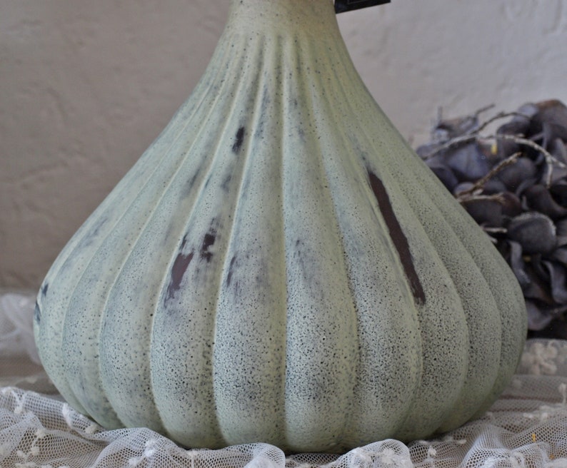 Geniale Vase, Keramik, Keramikvase, Vintage Stil, Flaschenvase, grün Bild 7