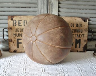 Balle de Médecine 2 kg Vintage en Cuir en vente sur