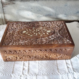 Alte Holzschatulle, Schmuckschatulle, Geldkassette, antik, Vintage, Brocante