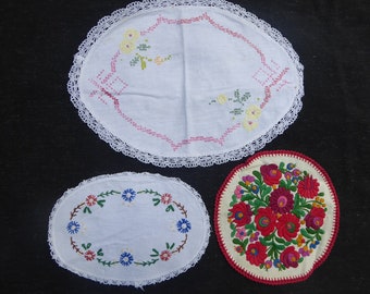 3 vintage linen doilies, handmade