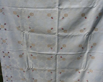 50/60s tablecloth, hand-embroidered, florets