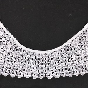 Collar, Plauen lace
