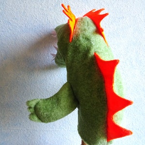 grüner Dino, Handpuppe Bild 4