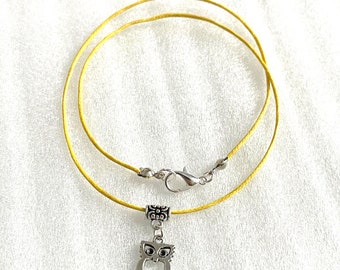 Eule Halskette Textilkette Gelb Silberfarben Länge ca. 40 cm