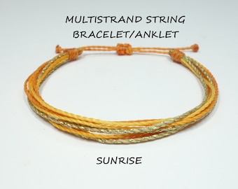 Bracelet ou bracelet de cheville imperméable à cordes de cire de surf réglable pour homme ou femme. Bracelet multi-cordons. Bijoux de plage Boho pour hommes ou femmes.