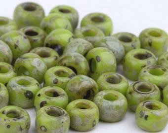 10g Miyuki Rocailles Seed Beads 6/0: Opaque Picasso Chartreuse. Color 4515. Japanese glass beads