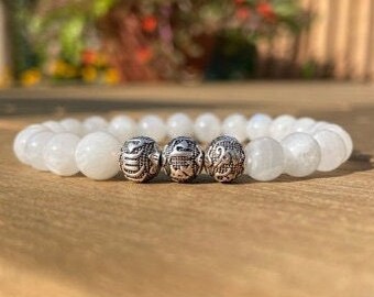 Rainbow Moonstone y pulsera de plata para hombre. Pulsera de piedra lunar genuina hecha a mano. Joyas de piedra lunar y cuentas de plata para hombres mujeres.