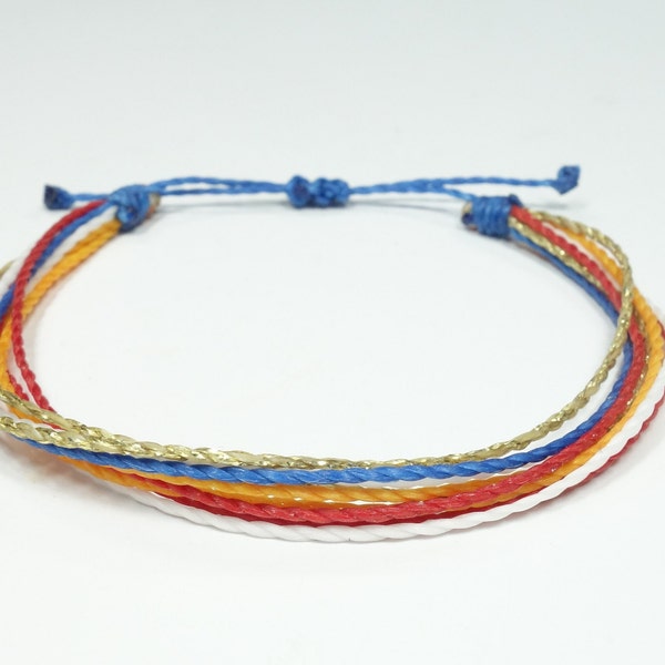 Verstelbare en waterdichte meeraderige stringarmband van waxkoord in Pura Vida stijl. Boho sieraden armband cadeau voor hem en haar.