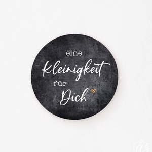 Eine Kleinigkeit für Dich Aufkleber | Etiketten für eine liebevolle Geschenkverpackung 4cm 6cm | ideal für Mitbringsel, Geburtstagsgeschenke