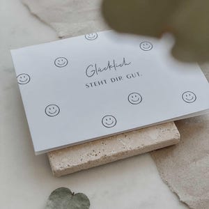 Vouwkaart "Happy looks good on you." | Wenskaart met kraftpapier enveloppen DIN A6, ideaal voor felicitaties, verjaardagen, groeten
