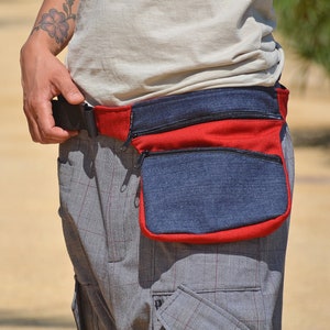 bolsa worn around waist