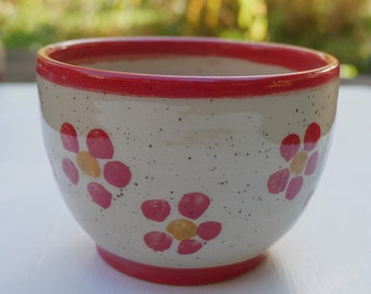 Becher,Teeschale mit Blumen H 7 cm, B 12 cm