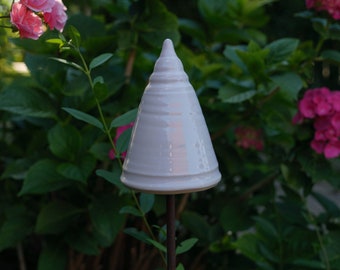 Gartenstecker, Beetstecker,  Gartenspitze  klein (ca 12 cm hoch, Öffnung 5-6cm ) weiß