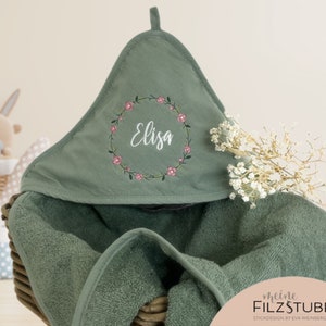 Babygeschenk Kapuzenhandtuch Name Blumen Kapuzenbadetuch  Baby Handtuch Babybadetuch personalisiert bestickt Kapuzenhandtuch Mädchen Junge
