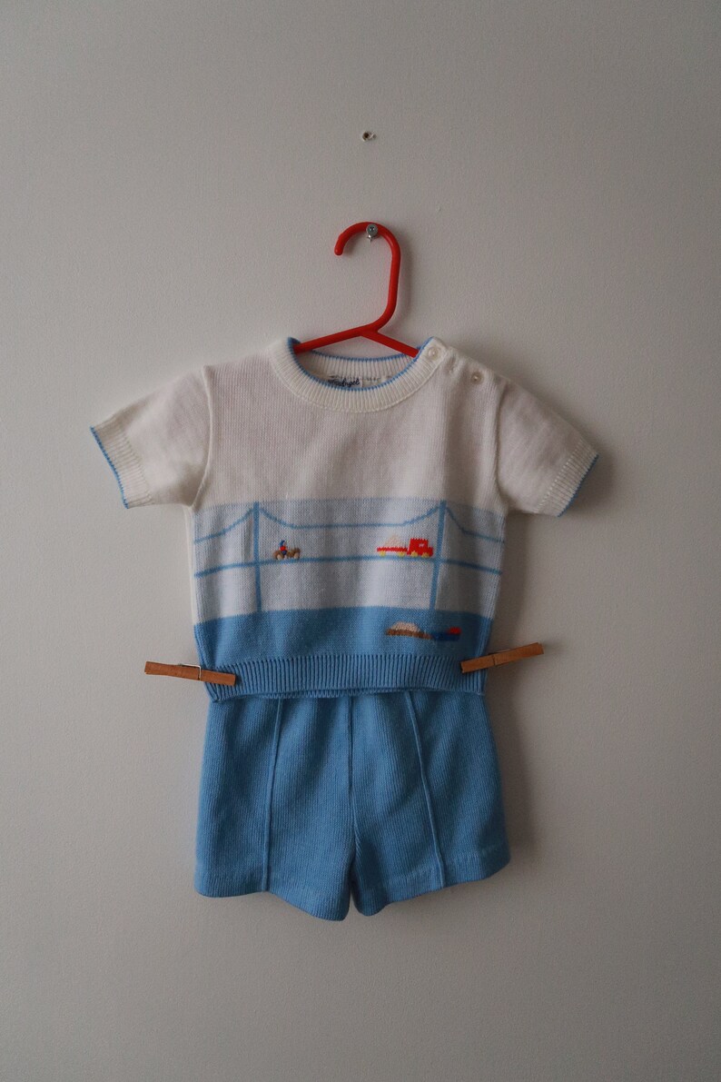 Vintage Knit Two-Piece with Bridge /& Truck