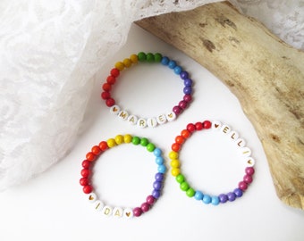 1 Stück Regenbogen Kinder Armband, mit Namen, Namensarmband, Holzperlen, Wunschname, personalisierbar, bunt